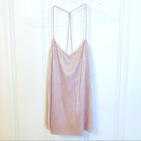 Beautiful shimmery light pink Express top - Picture 4 of 7